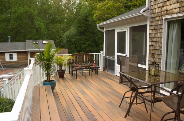 Decking Service in Redwood City