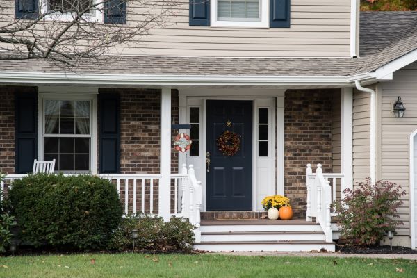 Cost of Front Deck Construction in Redwood City